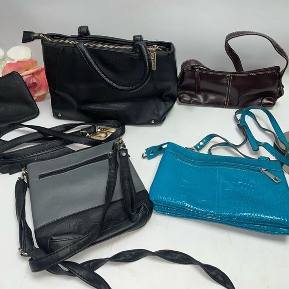 Lot of 5 Bags - Picture 2 of 7